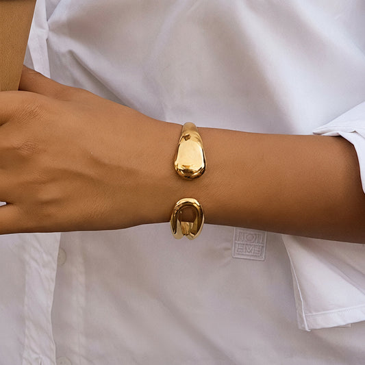 Pure Essence Bracelet