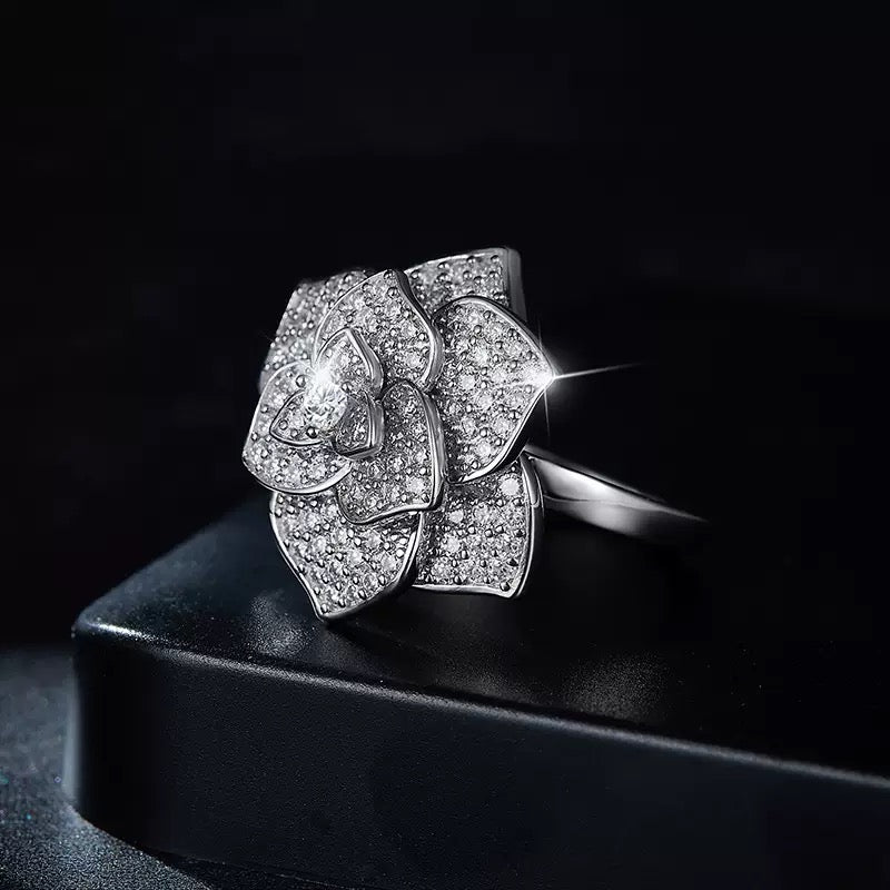 Anillo Flor Divina