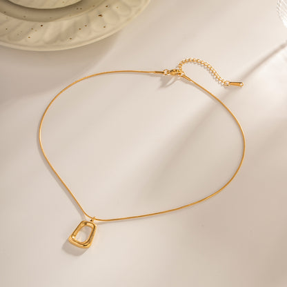 Collar Ángulo Dorado