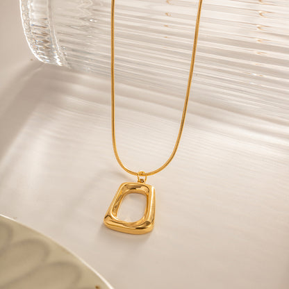 Collar Ángulo Dorado