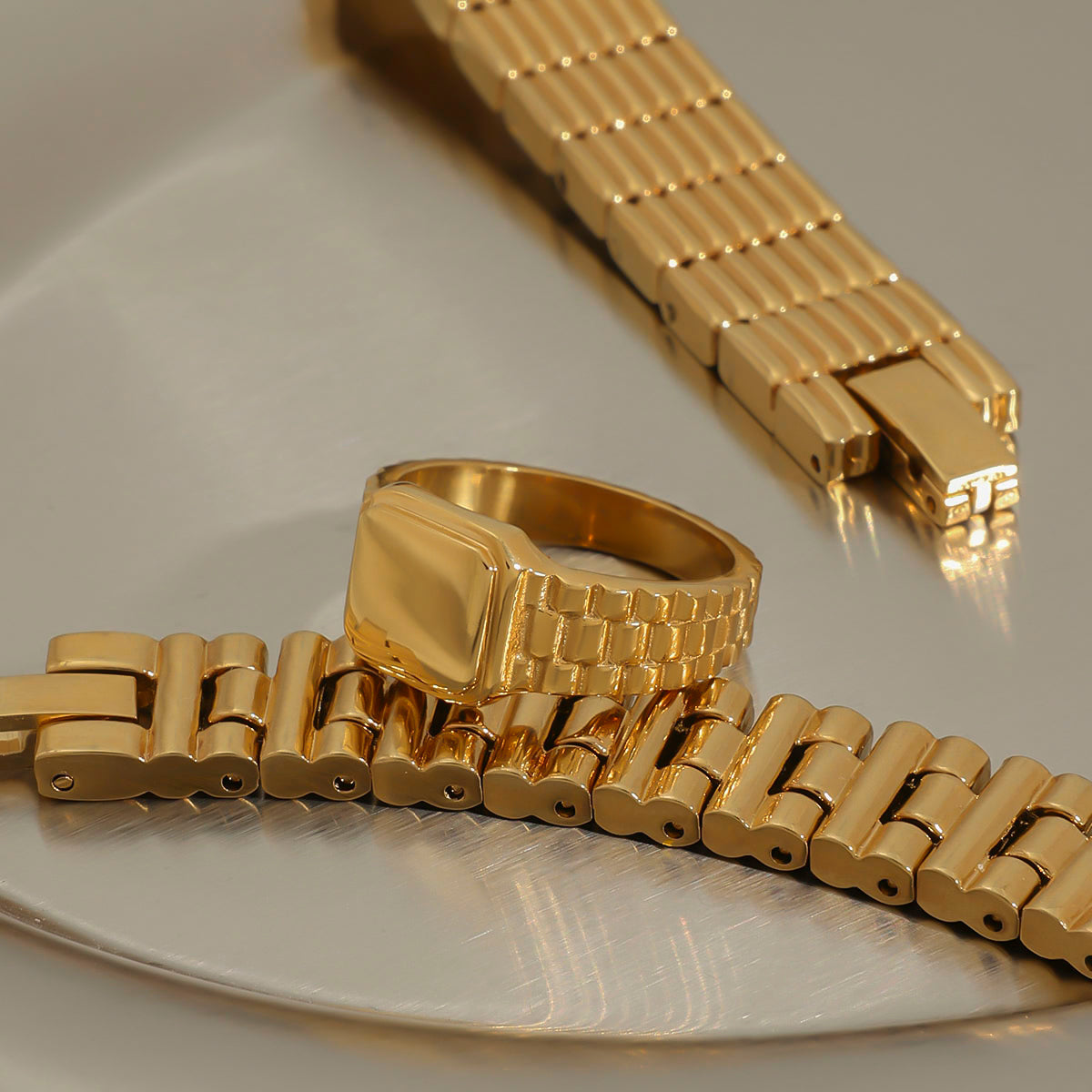 Anillo Chronos